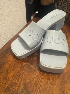 Gucci sandals
